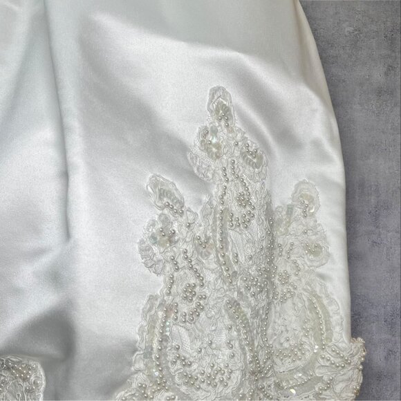 White Satin Girls Dress W/ Embroidered Lace & Beaded Wedding baptism - Picture 4 of 14